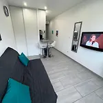 Διαμέρισμα Magnifique Dans Avec Piscine