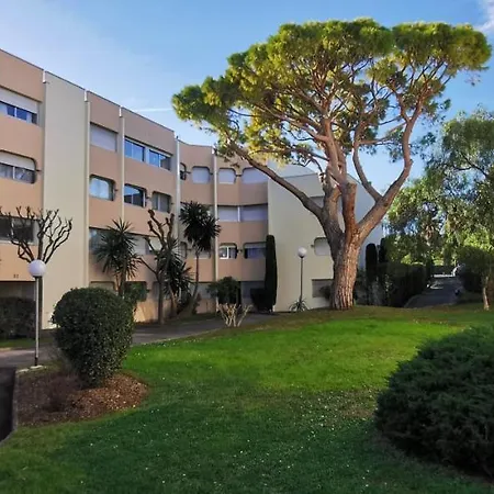 Magnifique Dans Résidence Avec Piscine Appartement *