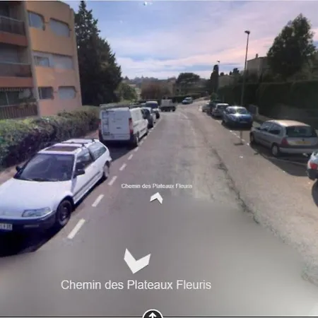 Magnifique Dans Résidence Avec Piscine Appartement Antibes