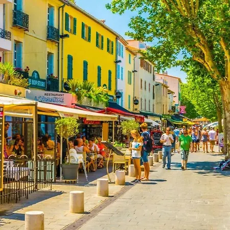Magnifique Dans Résidence Avec Piscine Appartamento Antibes