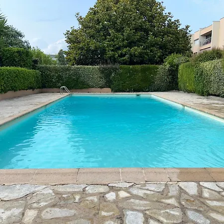 Magnifique Dans Résidence Avec Piscine Appartamento Antibes
